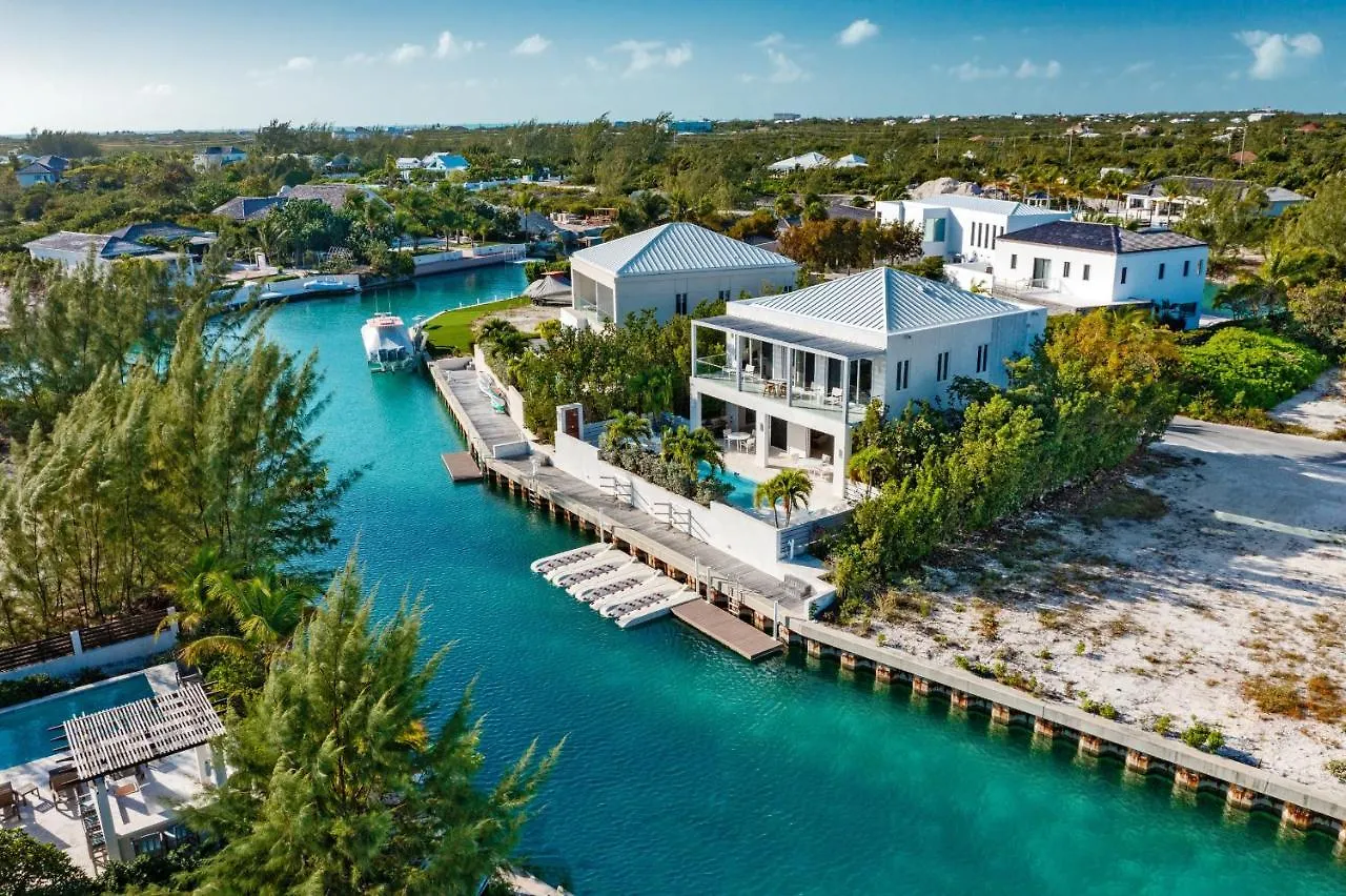 Salt Air Villa Long Bay